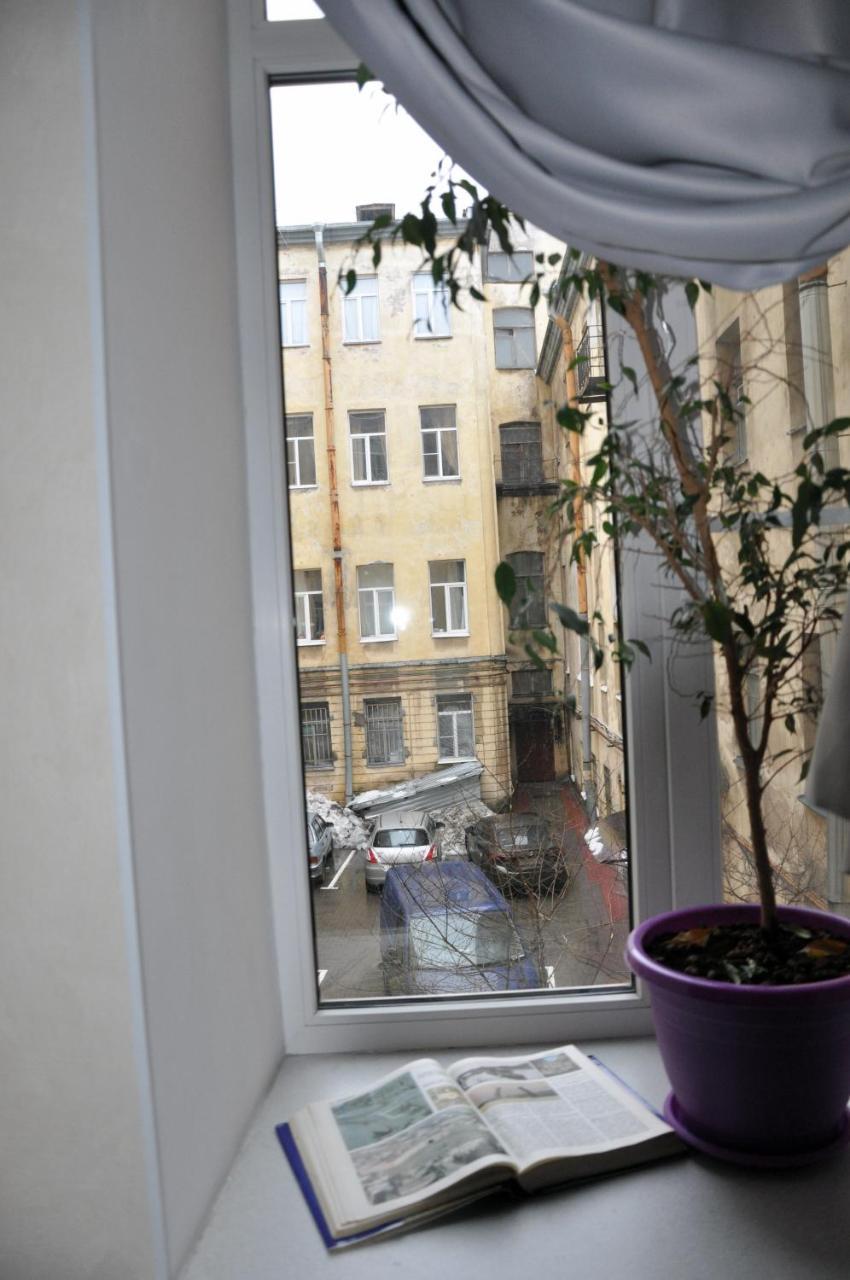 Appartement Comnaty V Kuznechnom Pereulke à St Pétersbourg Extérieur photo